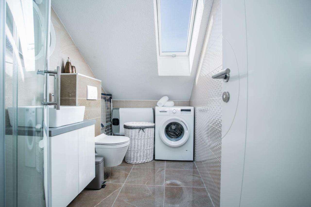Luxury Penthouse Queen Lägenhet Split Exteriör bild