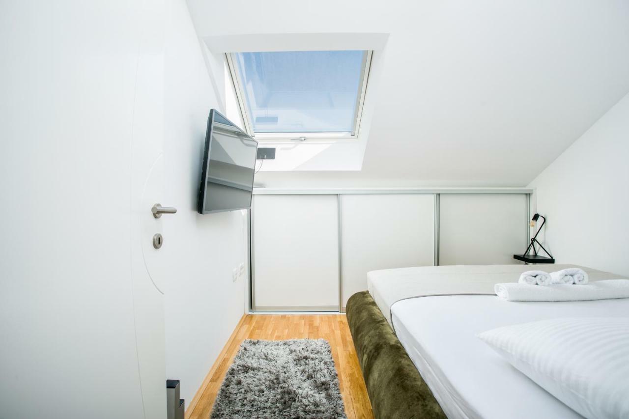 Luxury Penthouse Queen Lägenhet Split Exteriör bild